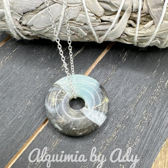 Alquimia by Ady Silver and Gray Necklace - Picture 1 of 3